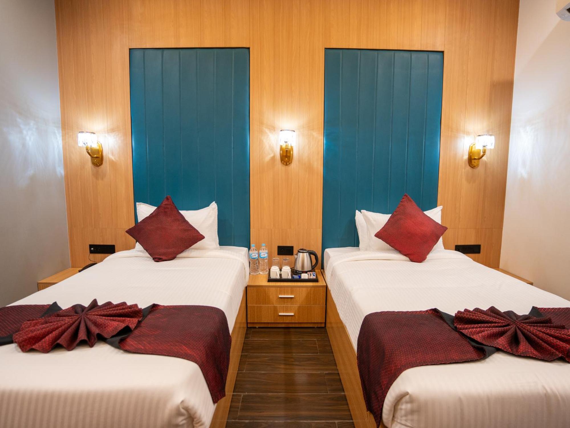 Hotel Alba Inn, Indore Eksteriør bilde